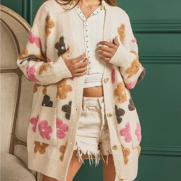 Multicolor floral embroidered cardigan sweater - Picture 7 of 12